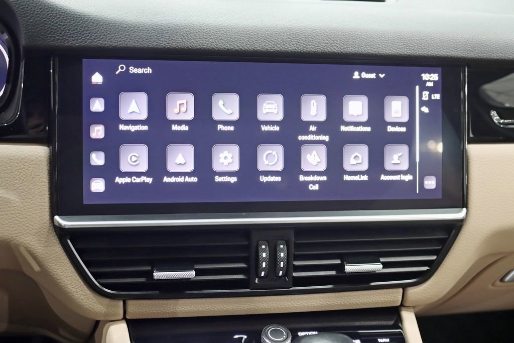 Used 2023 Porsche Cayenne image 17