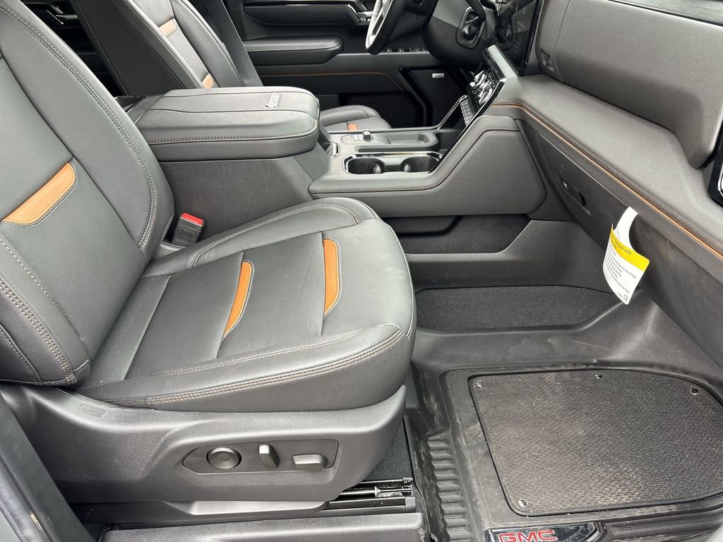 New 2025 GMC Sierra 3500 AT4 w/ AT4 Premium Plus Package image 29