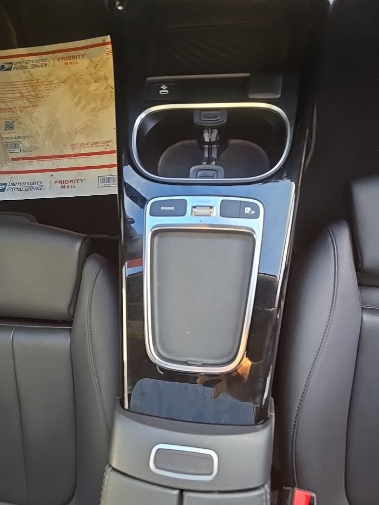 Used 2025 Mercedes-Benz CLA 250 4MATIC image 9