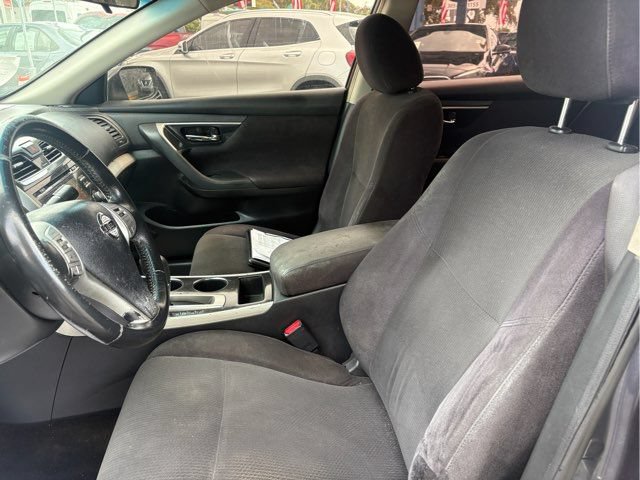 Used 2013 Nissan Altima 2.5 SV FWD image 13