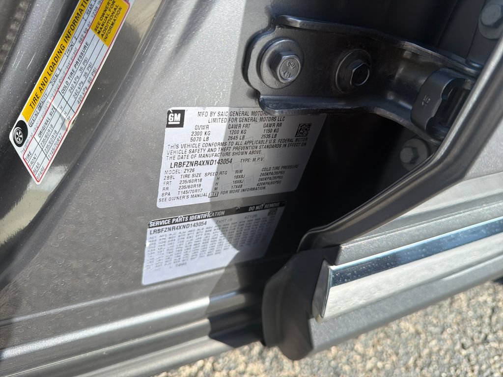 Used 2022 Buick Envision Essence w/ Safety Package FWD image 30