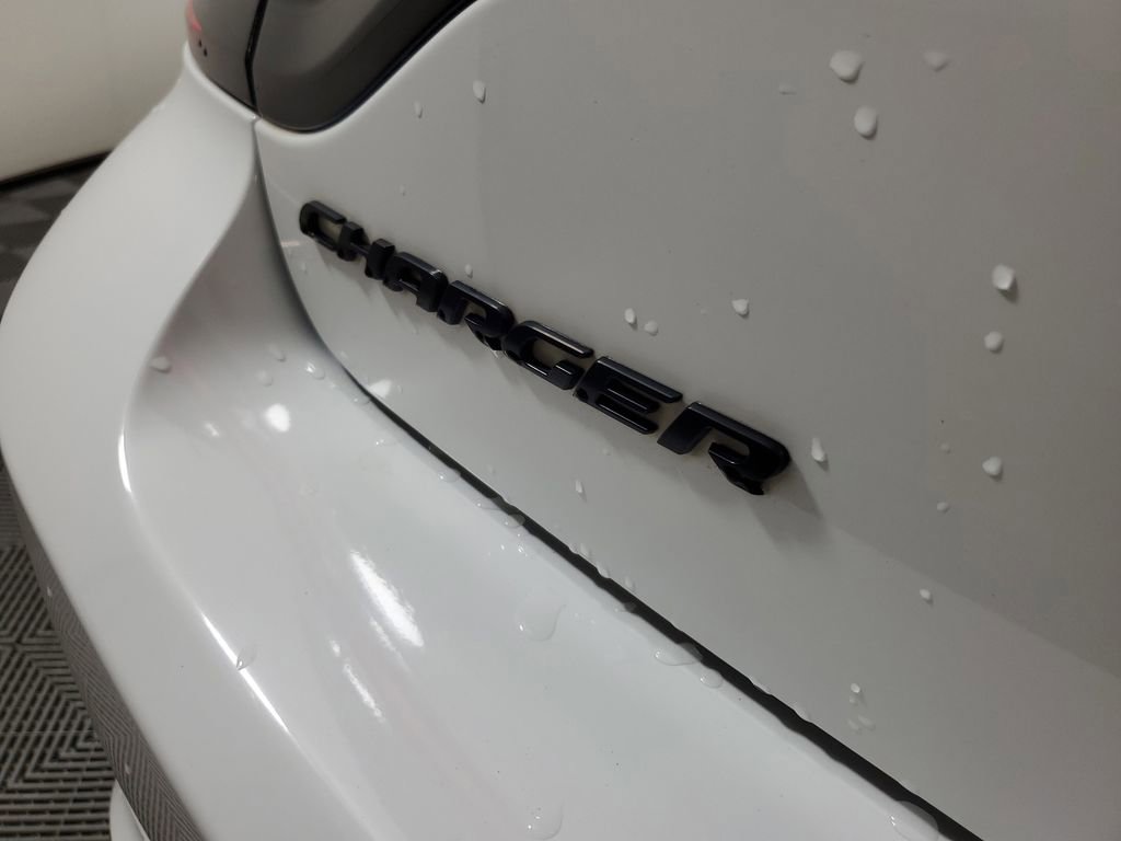 Used 2018 Dodge Charger R/T Scat Pack image 7