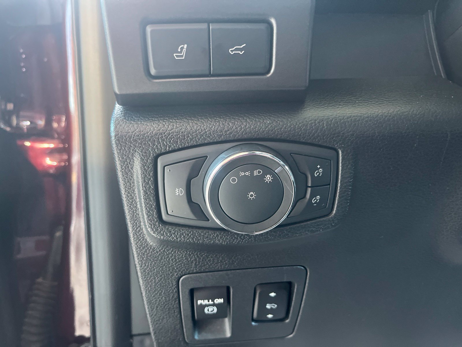 Certified 2020 Ford Expedition Limited w/ Equipment Group 303A AWD/4WD image 19