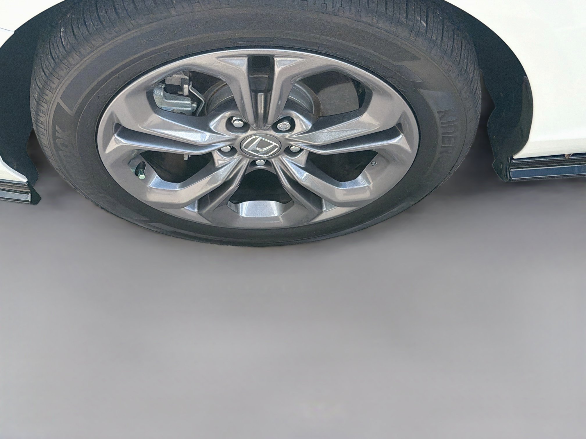 Used 2024 Honda Accord EX-L image 36