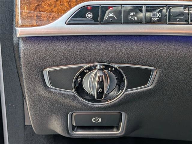 Used 2014 Mercedes-Benz S 550 Sedan image 17