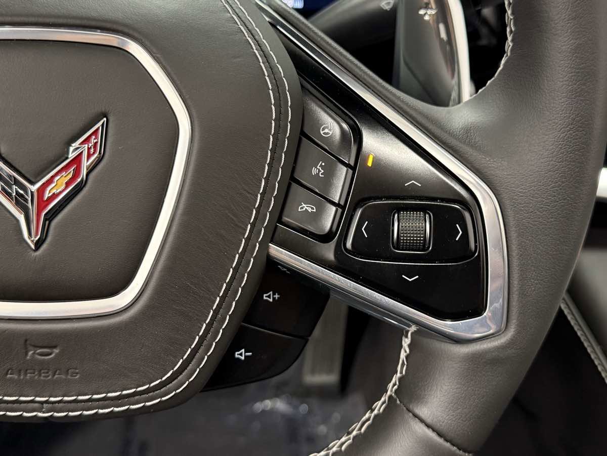 Used 2023 Chevrolet Corvette Stingray Premium Conv w/ 3LT image 18