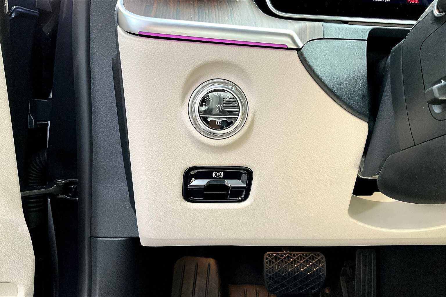 New 2025 Mercedes-Benz C 300 C 300 image 13