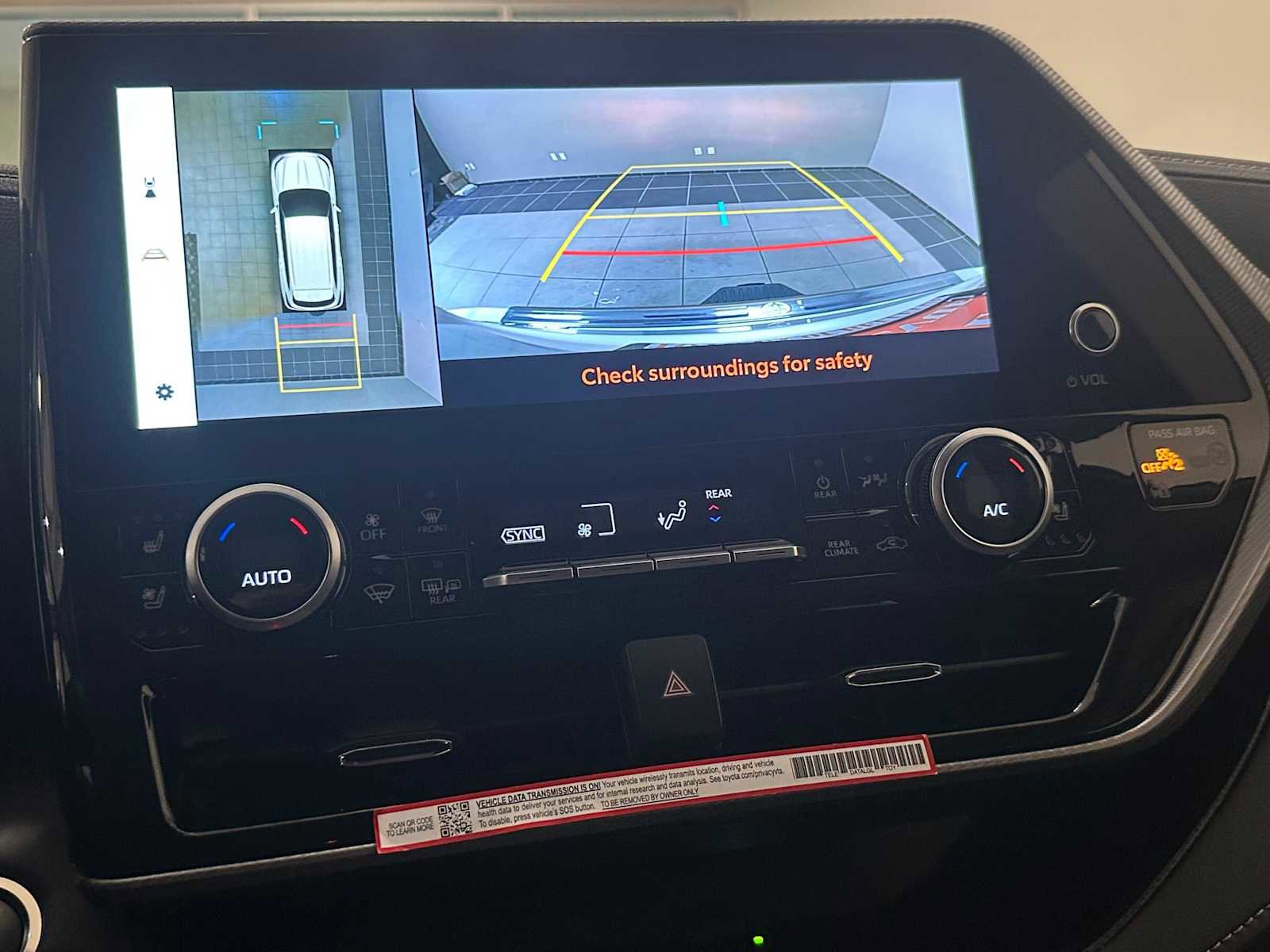 Certified 2025 Toyota Highlander Platinum image 13