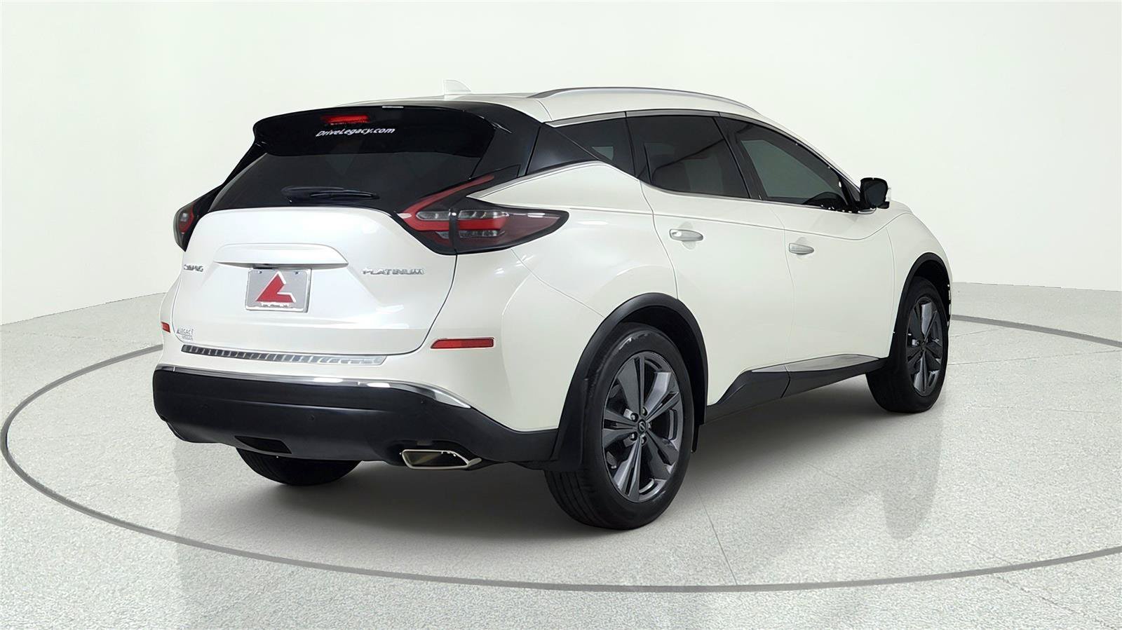 Used 2023 Nissan Murano Platinum w/ Cargo Package FWD image 6