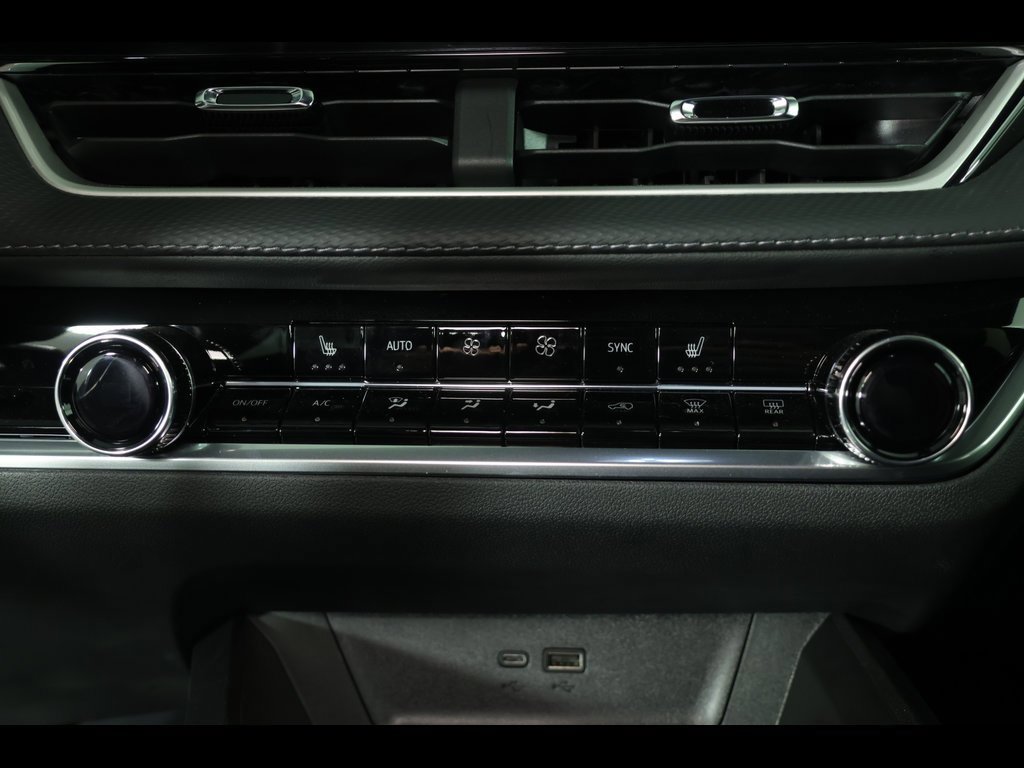 Used 2026 Chevrolet Equinox LT w/ Convenience Package II image 24