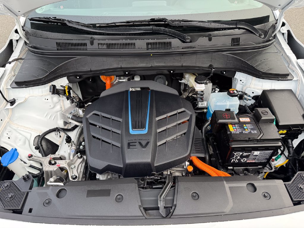 Used 2023 Hyundai Kona SE FWD image 11