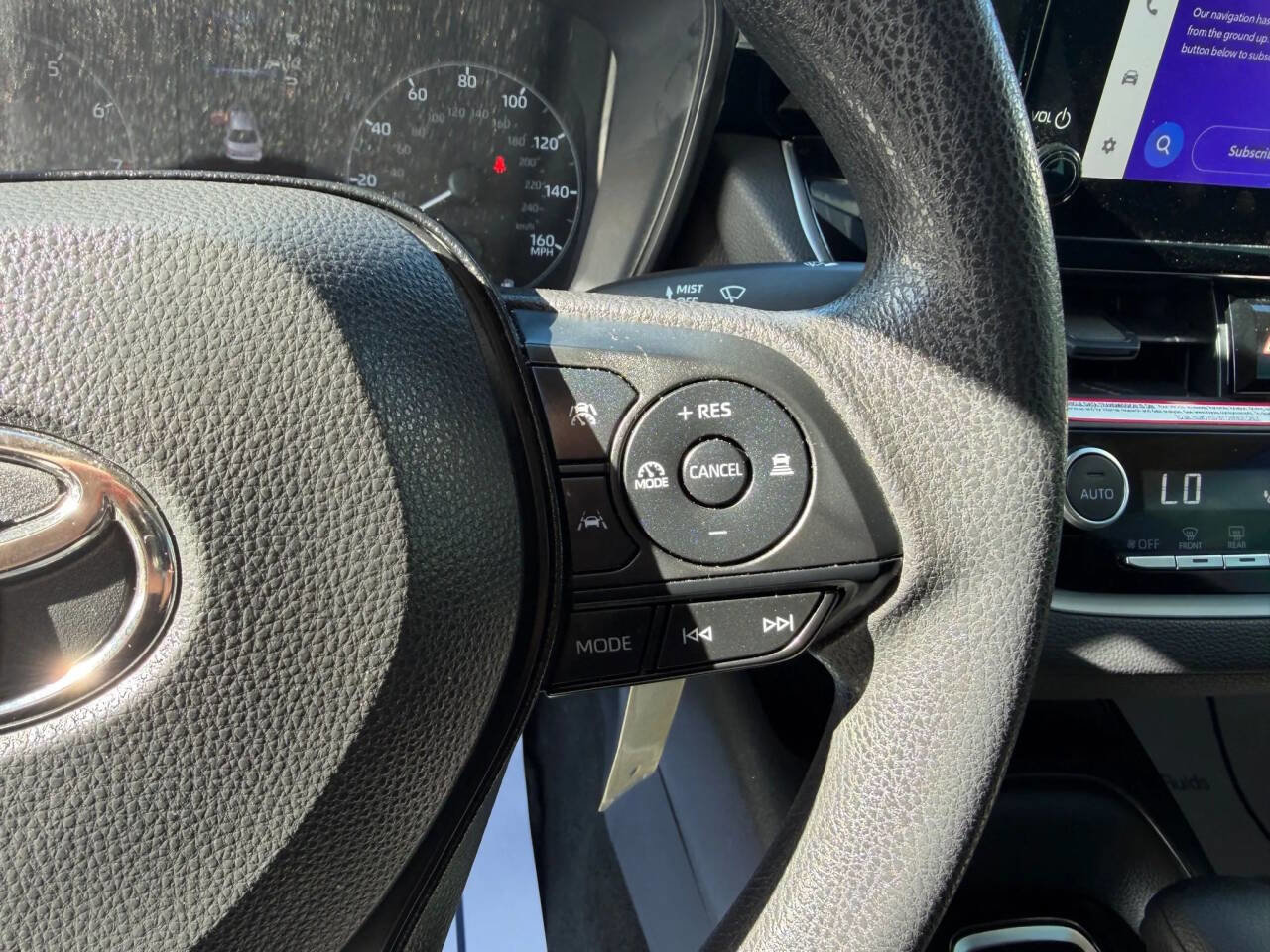 Used 2024 Toyota Corolla LE image 19