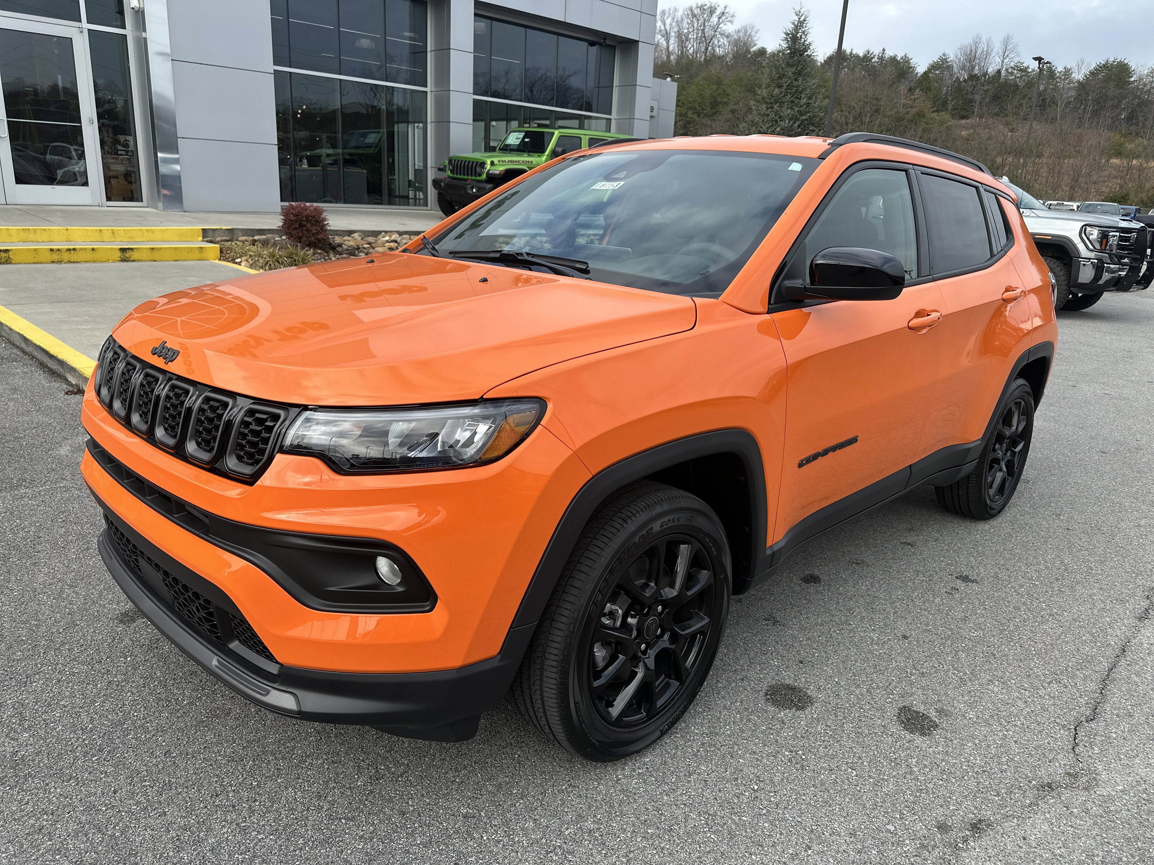 New 2026 Jeep Compass Latitude AWD/4WD image 2