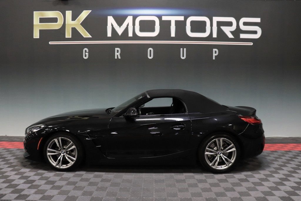 Used 2019 BMW Z4 sDrive30i w/ M Sport Package RWD image 5