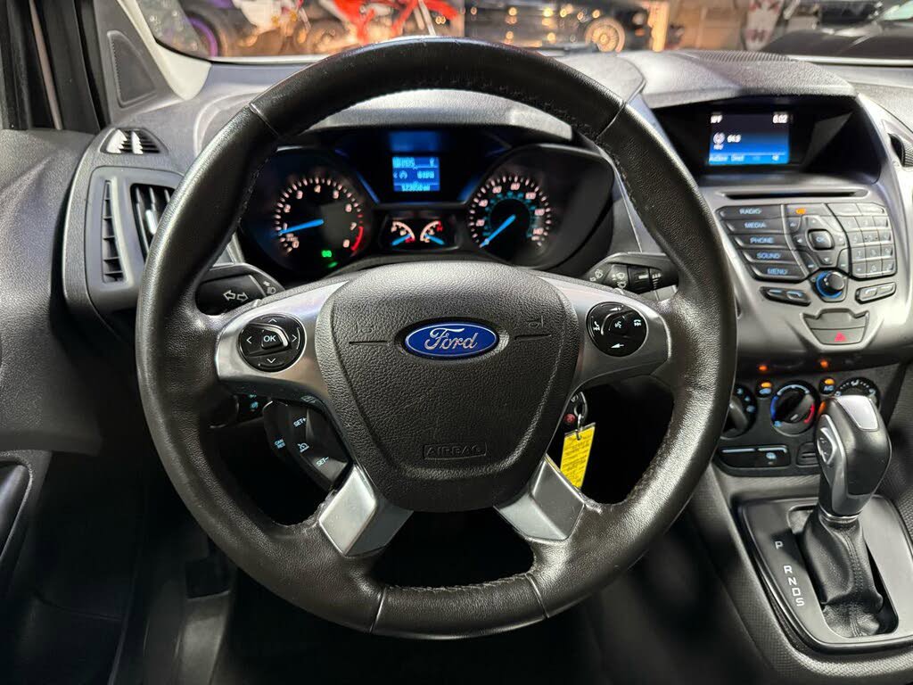 Used 2016 Ford Transit Connect XLT FWD image 11