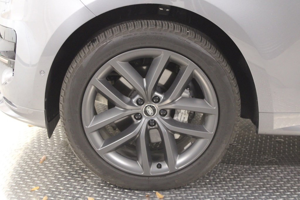 Used 2025 Land Rover Range Rover Sport Dynamic SE image 16