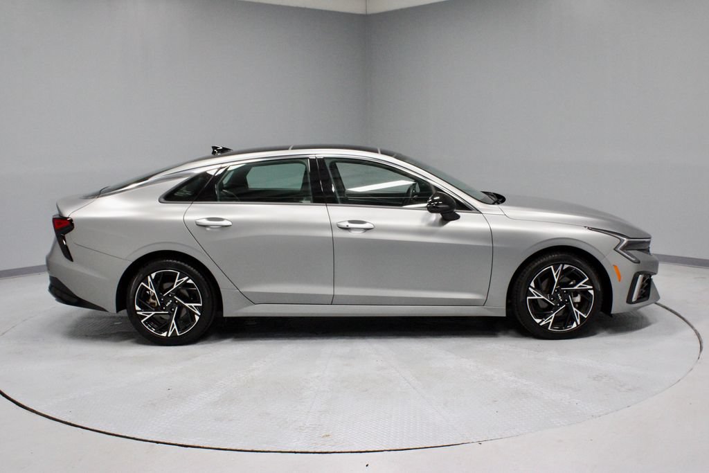 Used 2025 Kia K5 GT-Line w/ GT-Line Premium Package FWD image 12