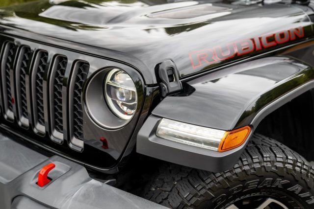 Used 2022 Jeep Gladiator Rubicon w/ LED Lighting Group AWD/4WD image 4
