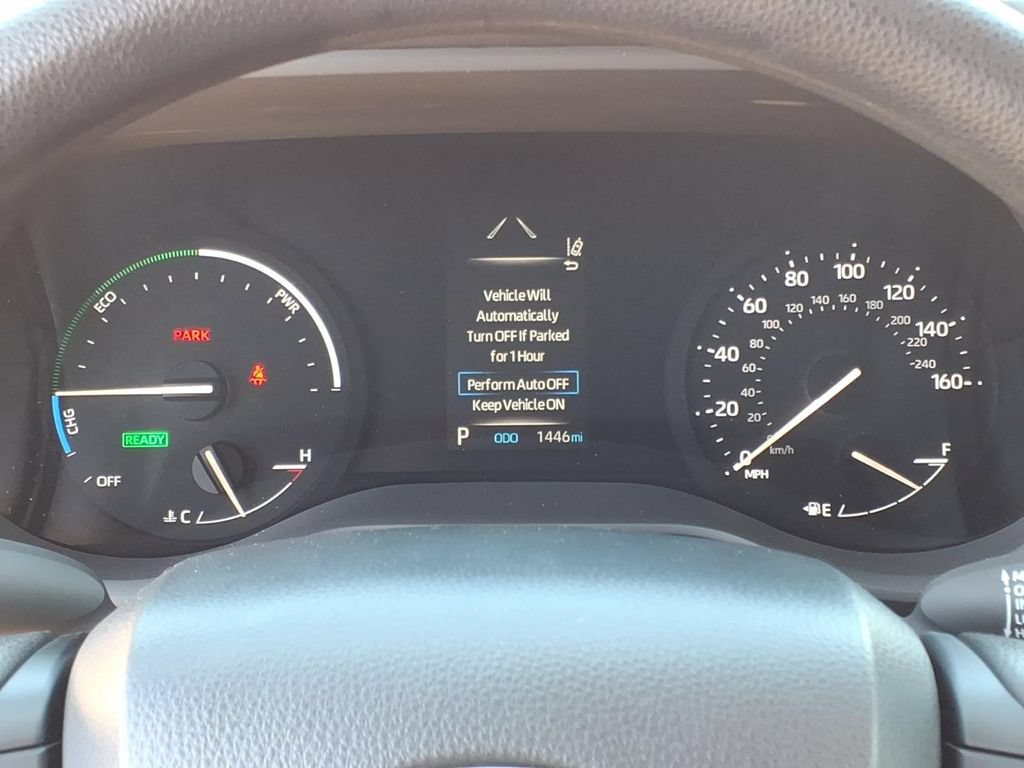 Used 2024 Toyota Sienna LE FWD image 20