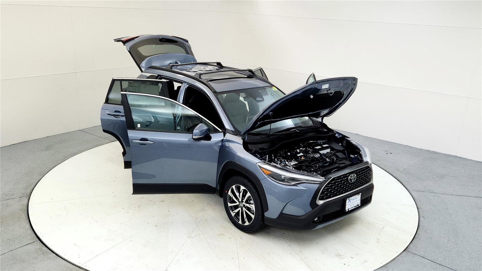 Certified 2024 Toyota Corolla Cross XLE w/ Convenience Package image 20