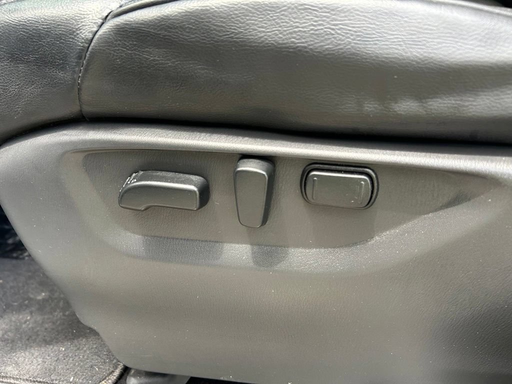 Used 2022 Nissan Armada SL AWD/4WD image 17