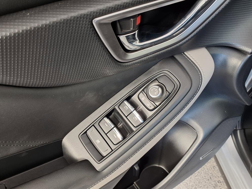 Used 2023 Subaru Forester Limited image 18