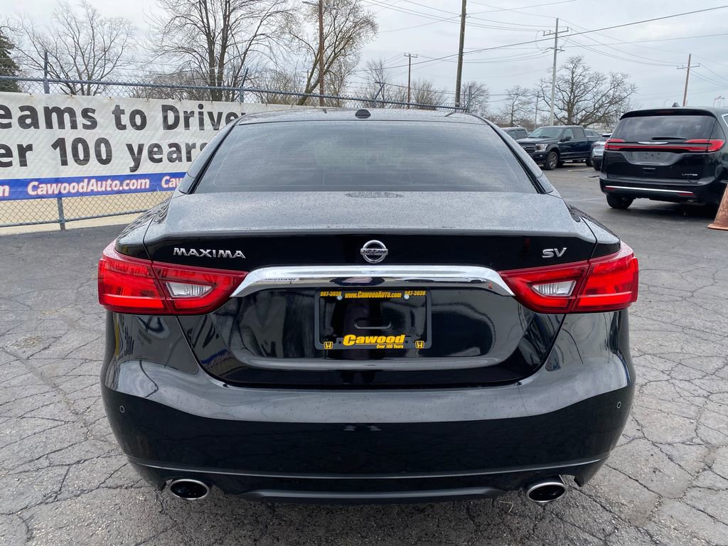 Used 2017 Nissan Maxima Platinum FWD image 3