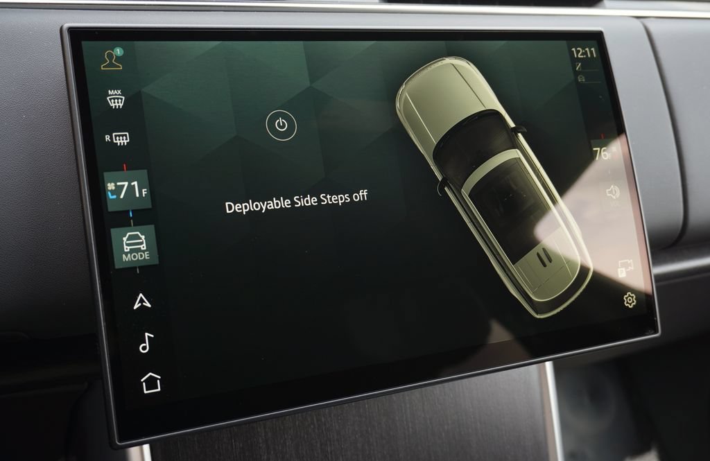 New 2026 Land Rover Range Rover SV AWD/4WD image 31