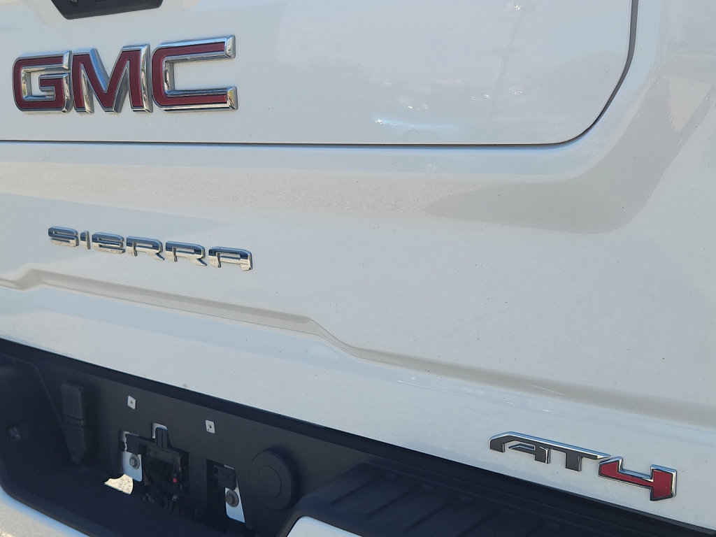 Used 2022 GMC Sierra 2500 AT4 w/ AT4 Premium Plus Package image 16