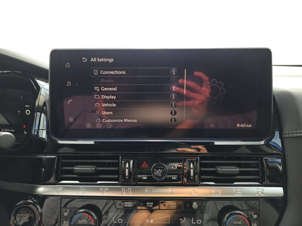 New 2026 Nissan Pathfinder Platinum FWD image 22