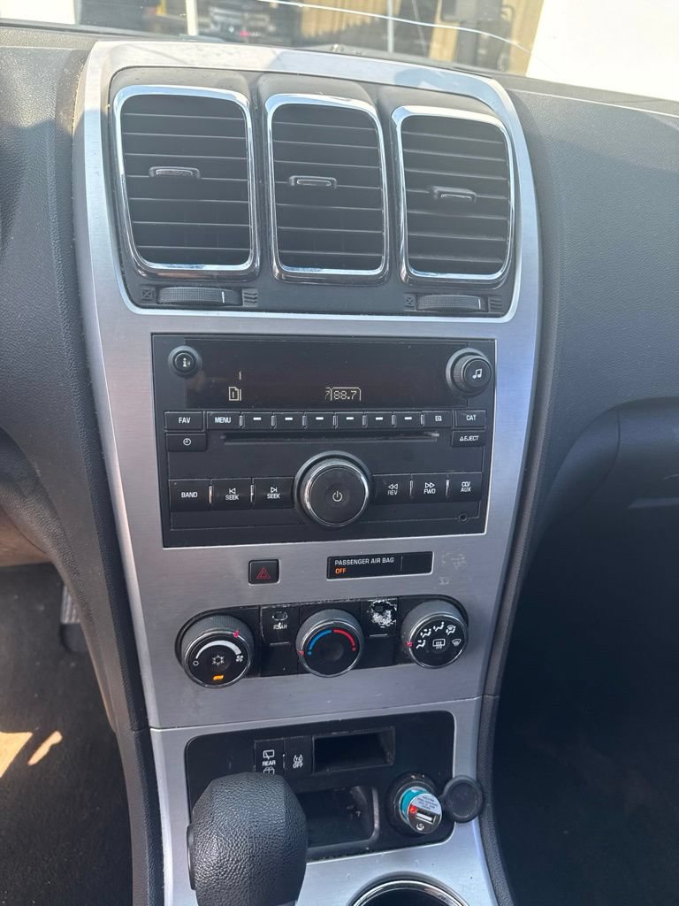 Used 2012 GMC Acadia SL w/ Preferred Package FWD image 2
