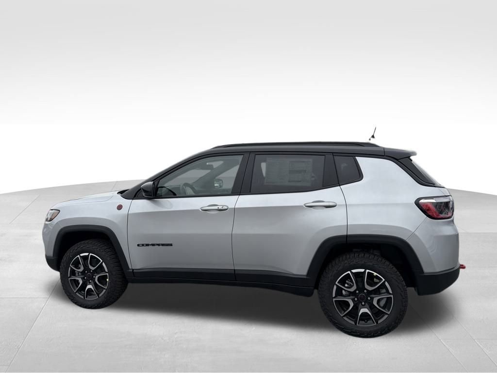 New 2026 Jeep Compass Trailhawk w/ Sun, Sound & Navigation Group image 5
