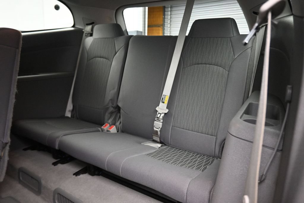 Used 2016 Chevrolet Traverse LS FWD image 36