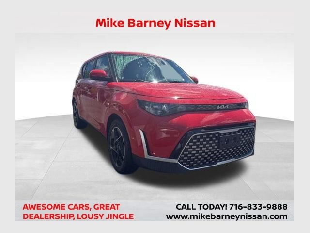 Used 2023 Kia Soul EX FWD image 1