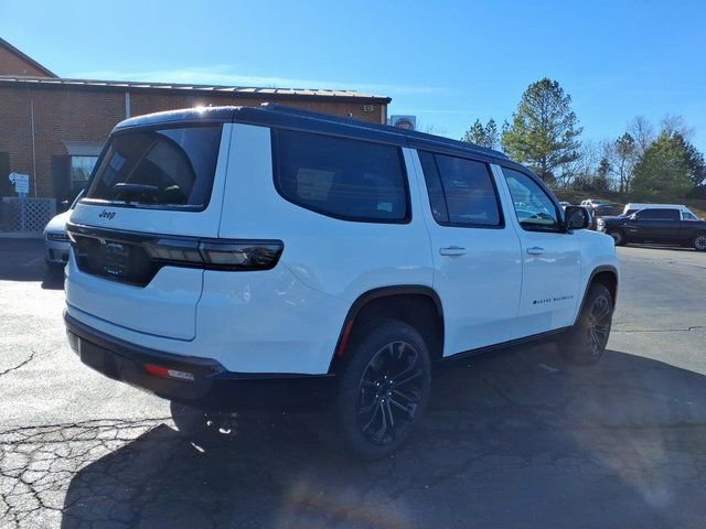 New 2026 Jeep Grand Wagoneer Summit image 3