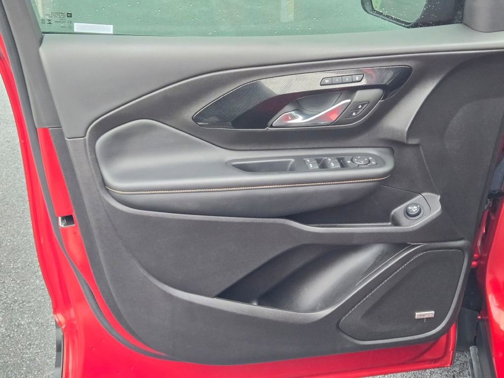 Used 2024 GMC Terrain AT4 w/ Infotainment Package II image 22