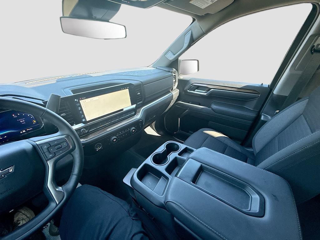Used 2024 Chevrolet Silverado 1500 RST AWD/4WD image 25