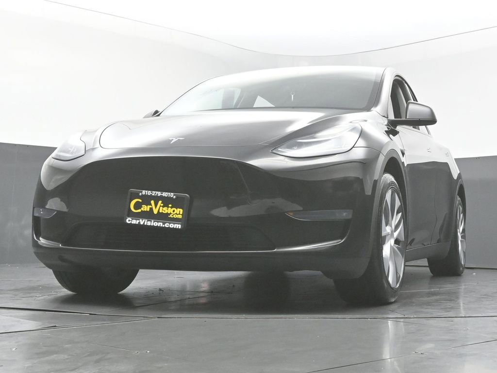 Used 2023 Tesla Model Y Long Range AWD/4WD image 45