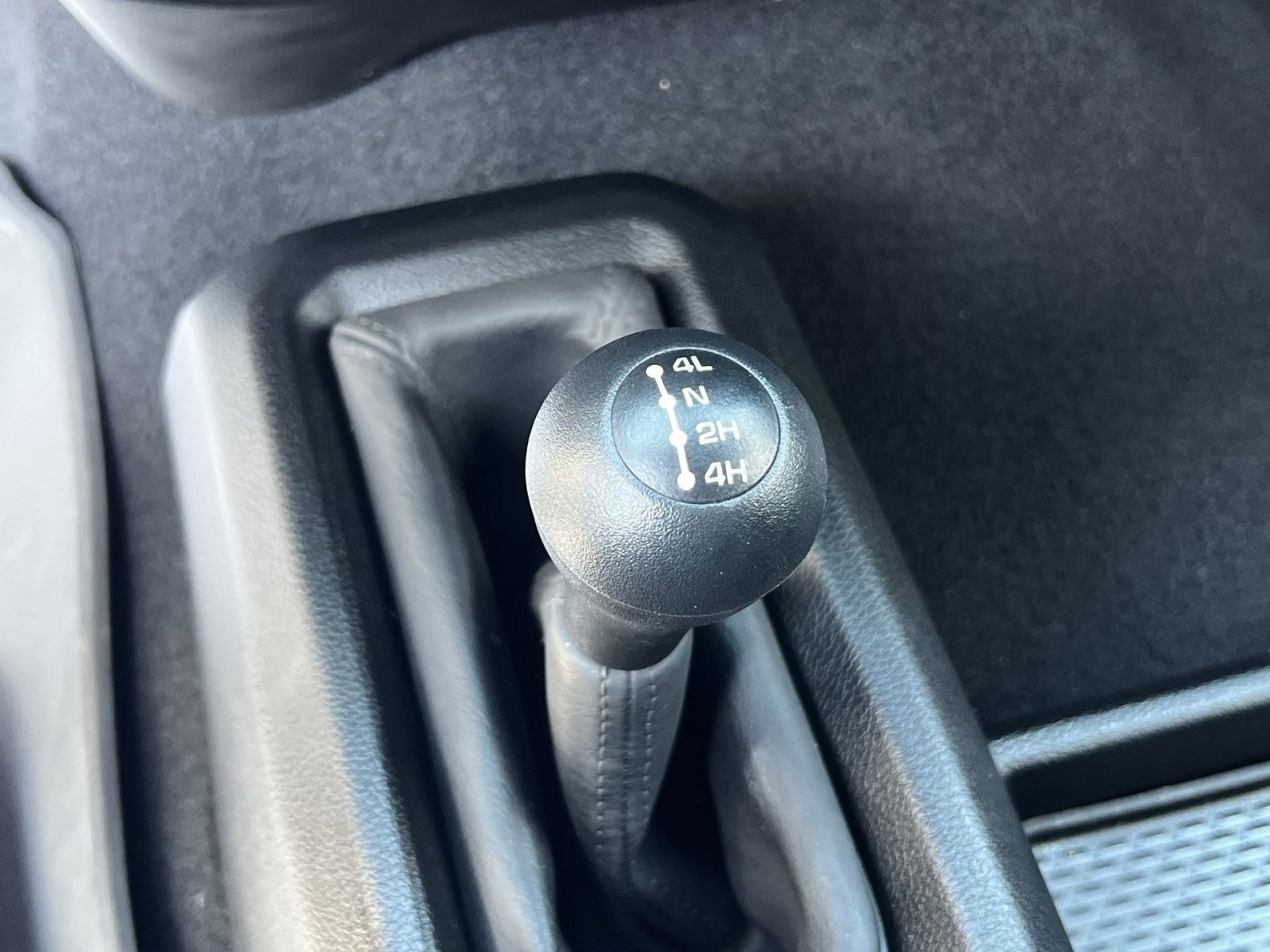 Used 2024 RAM 2500 Tradesman w/ Chrome Appearance Group image 31