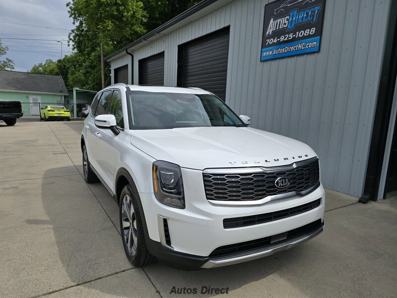 Used 2020 Kia Telluride EX w/ EX Premium Package FWD image 24