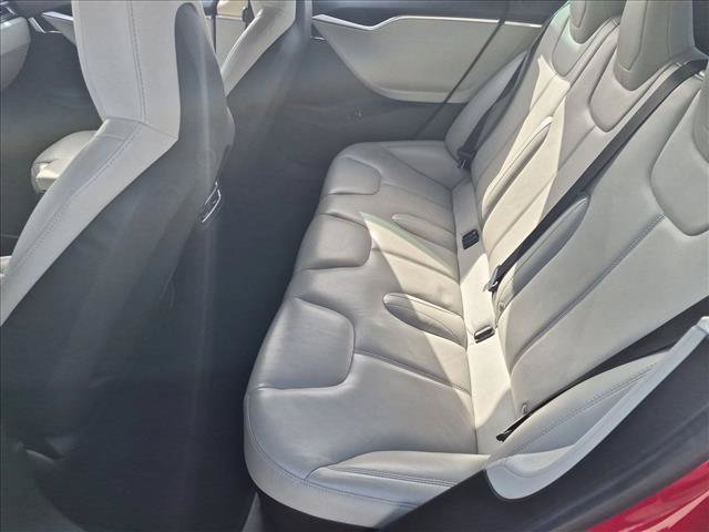 Used 2016 Tesla Model S 70 RWD image 20