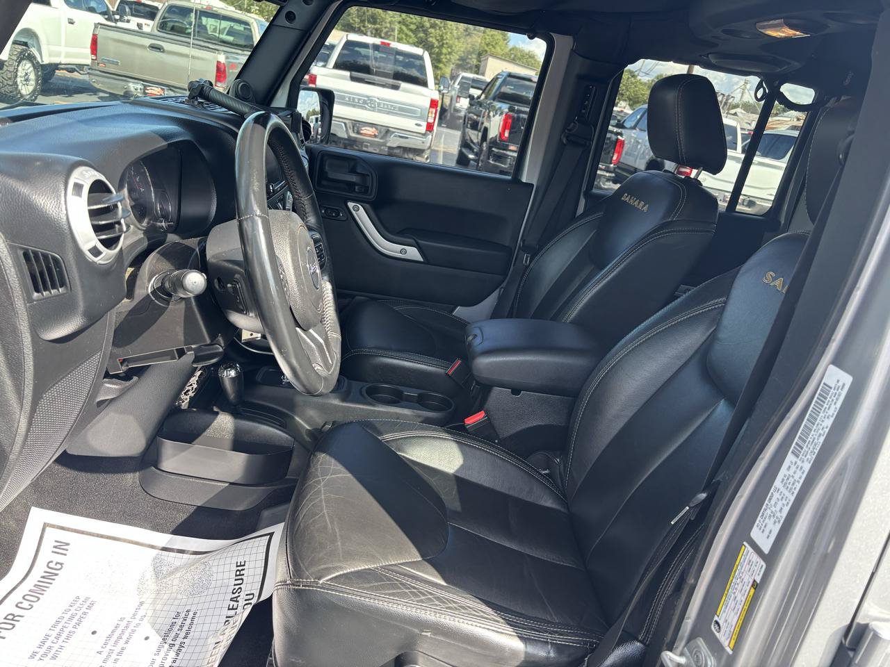 Used 2014 Jeep Wrangler Unlimited Sahara w/ Max Tow Package AWD/4WD image 12