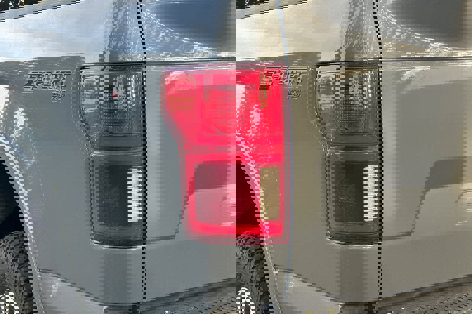 Used 2020 Ford F150 XLT w/ Equipment Group 302A Luxury image 10