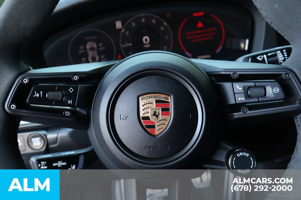 Used 2025 Porsche 911 Carrera T RWD image 27