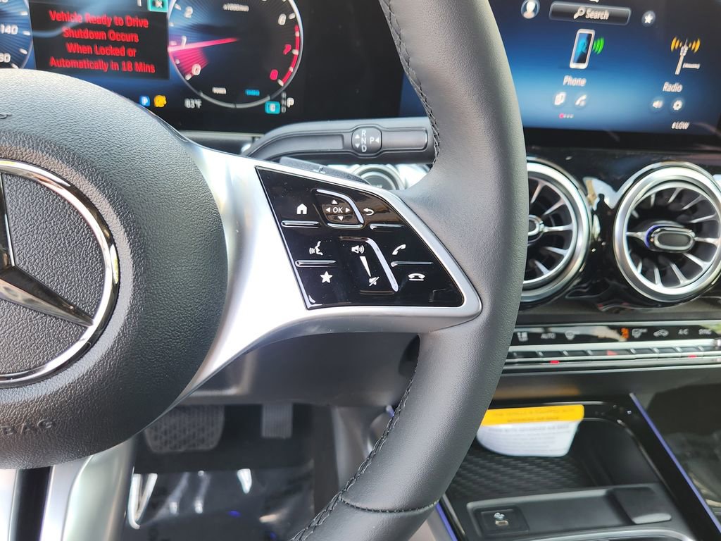 New 2025 Mercedes-Benz GLB 250 4MATIC image 28