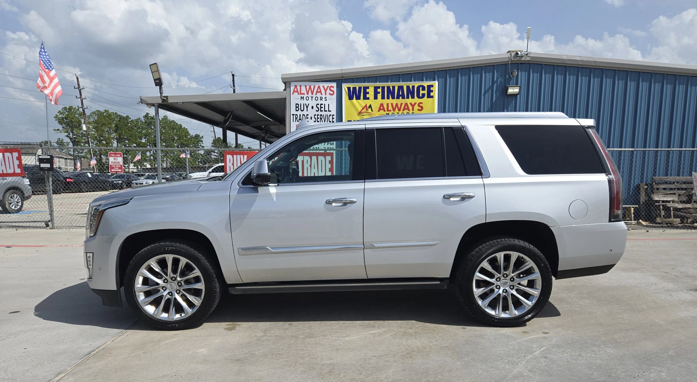 Used 2019 Cadillac Escalade Premium Luxury image 5