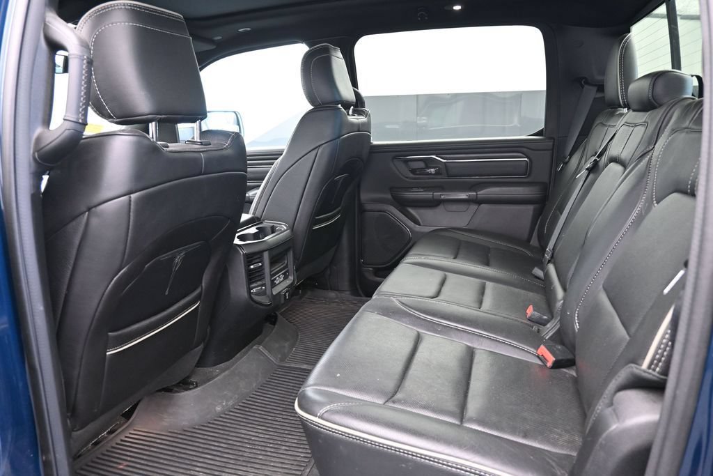 Used 2022 RAM 1500 Limited w/ Body-Colour Bumper Group AWD/4WD image 17
