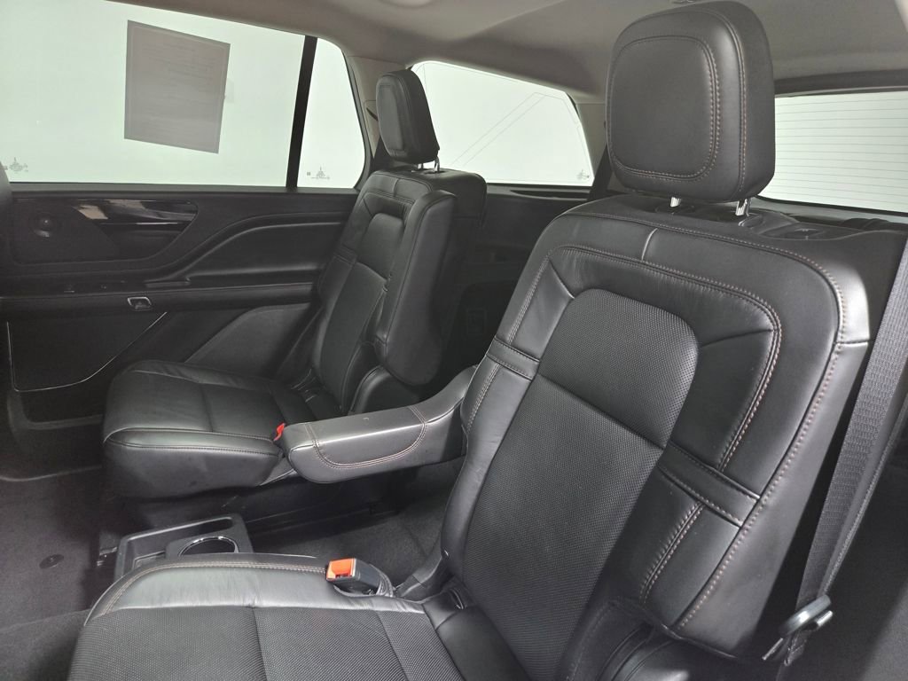 Used 2022 Lincoln Aviator Reserve w/ Equipment Group 201A image 35