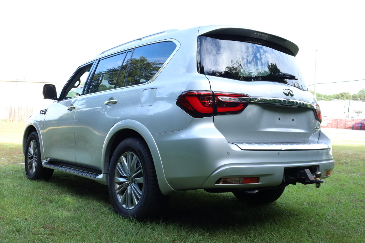 Used 2019 INFINITI QX80 Luxe image 3