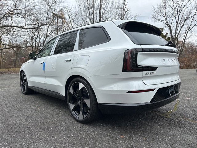 New 2025 Volvo EX90 Ultra image 5